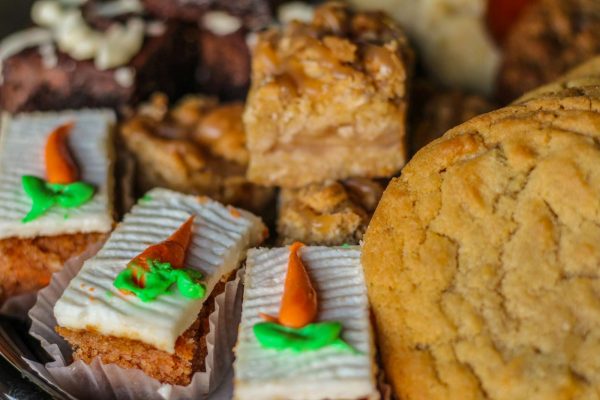 Aynie’s Assorted Dessert Tray - Image 9